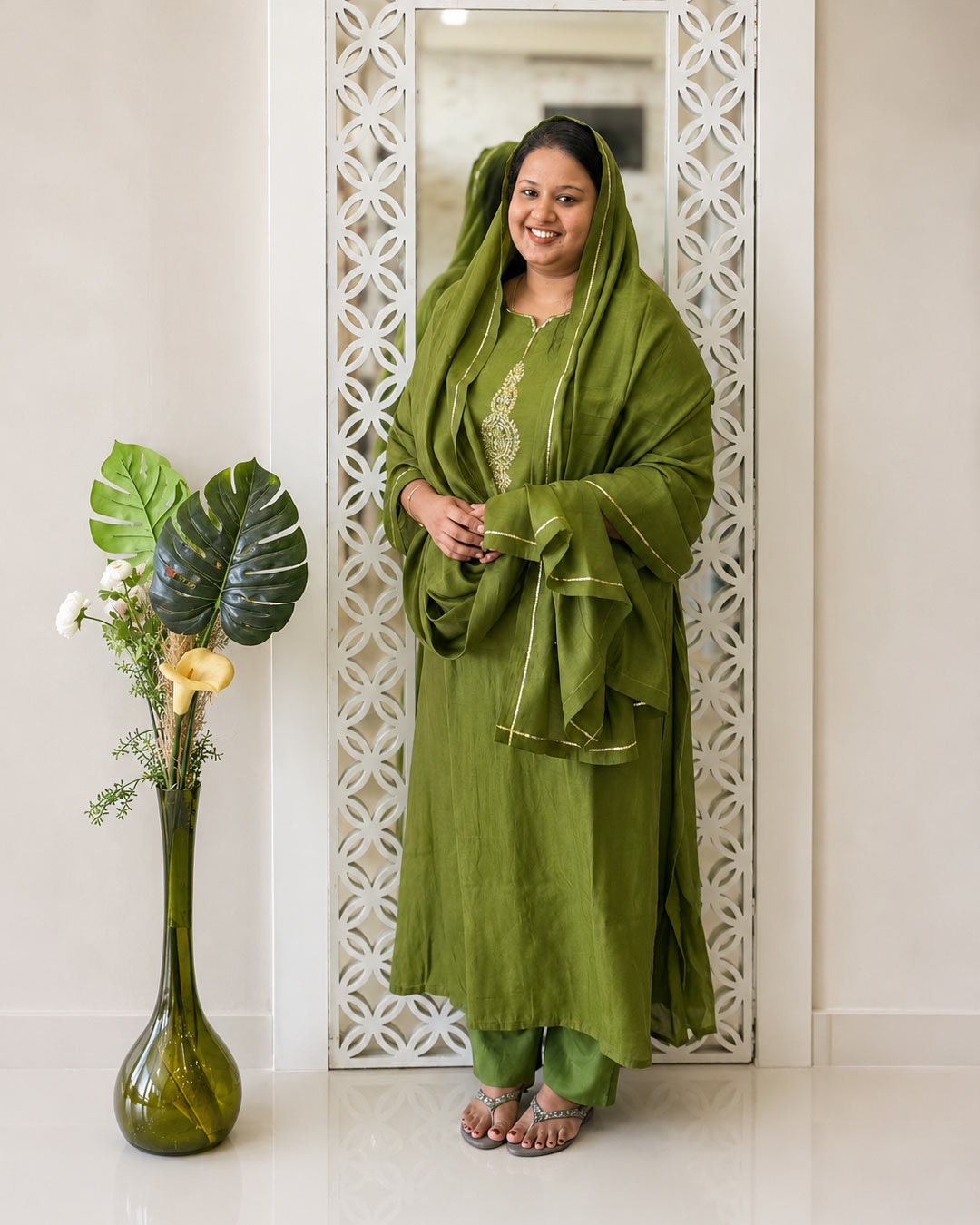 ee Mumthaz - Image 1